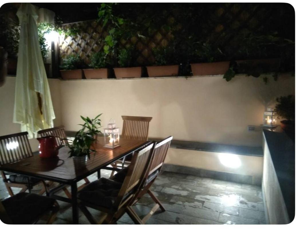 Testaccio Historic House Рим Екстер'єр фото