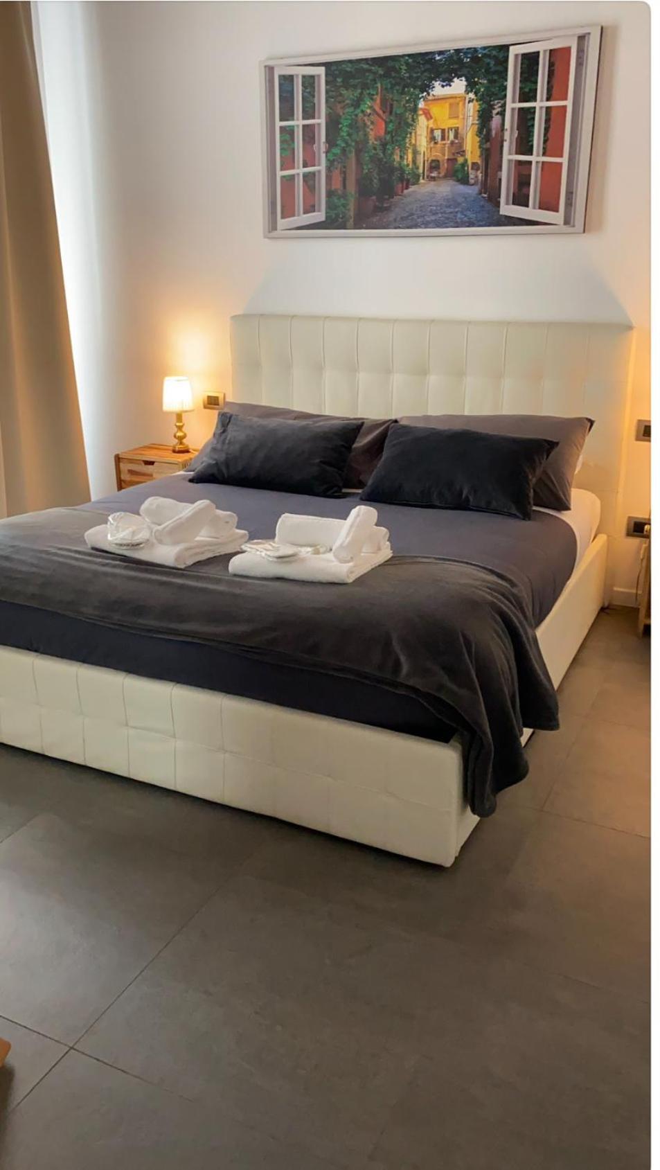 Testaccio Historic House Рим Екстер'єр фото